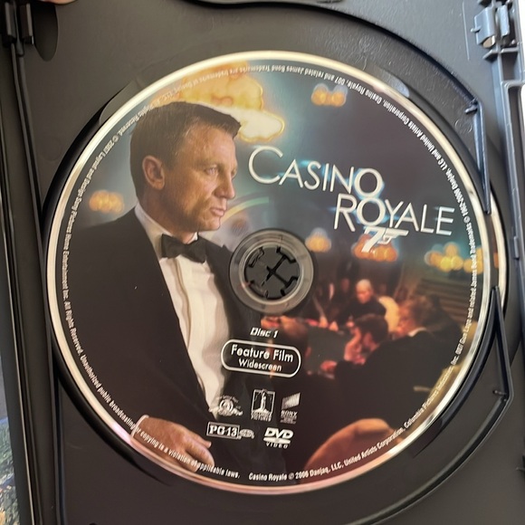 CASINO ROYALE 007 2-disc DVD video Daniel Craig - Picture 8 of 9